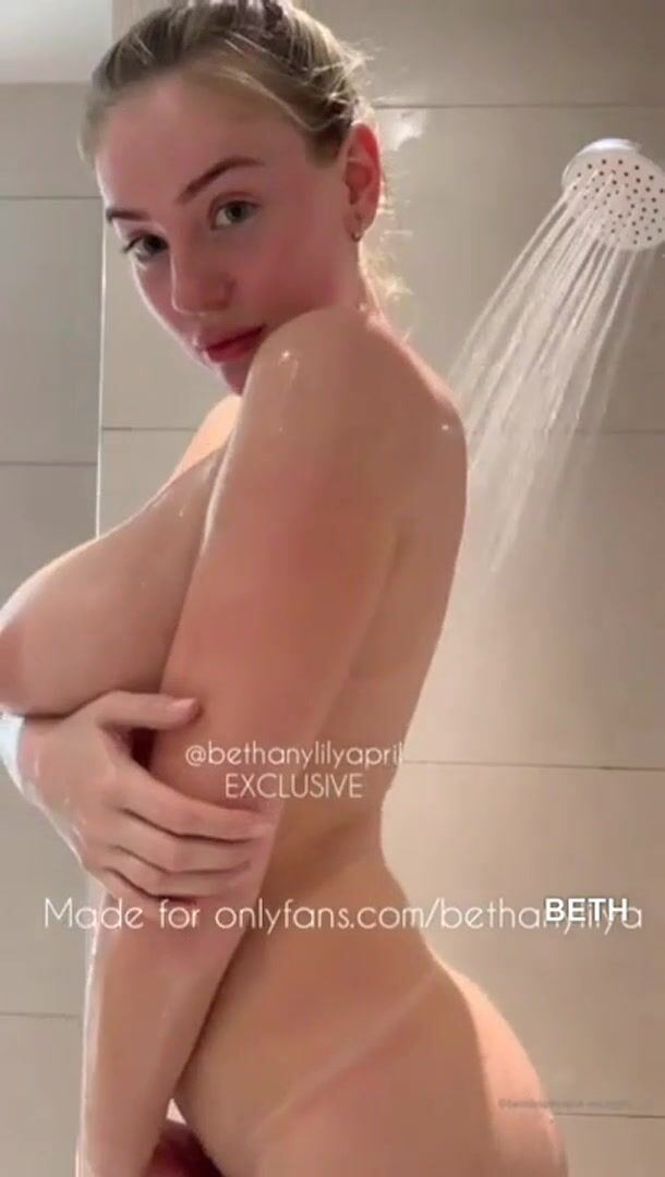 ????‍☠️???? HER TITS ARE PERFECT! ????????‍☠️ HER FULL ALBUM BELOW! ????‍☠️