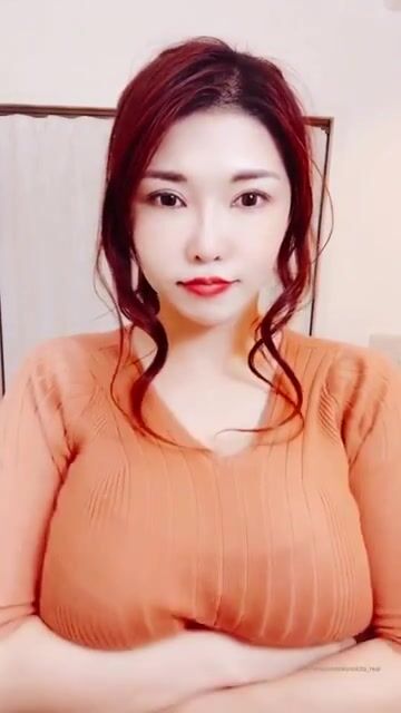 Anri Okita Magic Trick With Her Shirt