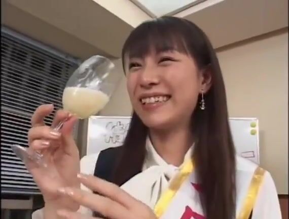 Kurumi Morishita drinks down 25 cumshots from wine glass