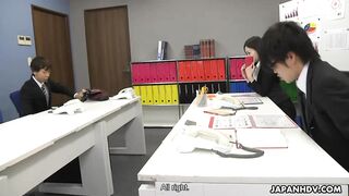Misaki Yoshimura sucks off a colleague in her office